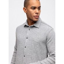 Back And Bond Regular Fit Düğmeli Yaka Düz Açık Gri Erkek Gömlek B33W22011