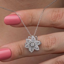 Stil Love ​gümüş Yıldız Baget Taşlı  Dönen Stres Kadın Kolye