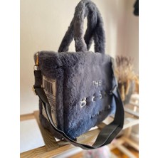 Defne Accesories Kadın Peluş El ve Omuz Çantası