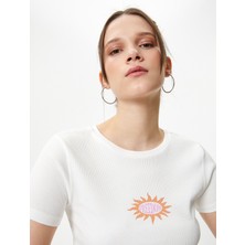 Koton Crop Tişört Baskı Detaylı Dar Kalıp Kısa Kollu Bisiklet Yaka Pamuklu