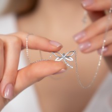 Hom Silver Jewelry 925 Ayar Gümüş Zirkon Taş Işlemeli Kelebek Figürlü Kadın Kolye HSJ0003