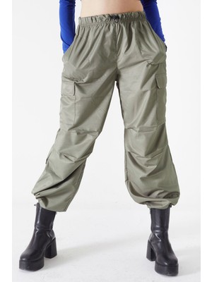 Cansın Mini Haki Lastikli Paça Kargo Cepli Kız Çocuk Paraşüt Pantolon 17563