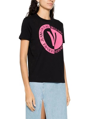 Versace Jeans Couture Bisiklet Yaka Baskılı Siyah Kadın T-Shirt 75HAHG06