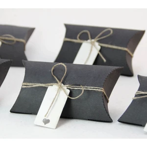 Tasarım Şeker Yastık Şekilli Şeker Kutusu - Siyah Karton - 50 Adet