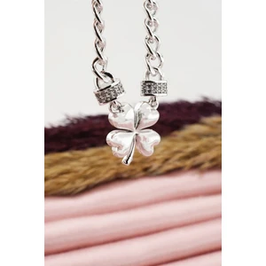 G Sport Polo Kadın Özel Tasarım Zirkon Taşlı Yonca Figürlü Kolye