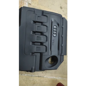 Motor Ust Kapagı 4 Sılındır ( Izolasyonlu ) Audı Q3 A3 13 > [04L103925K]