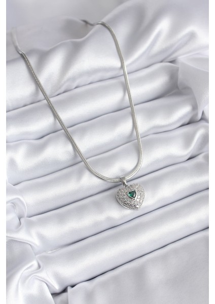 316L Çelik Gümüş Renk Zirkon Taşlı Kalp Model Kadın Kolye fiyatları