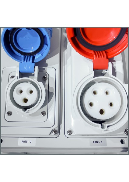 IP66 Kombinasyon Panosu 2 Ad. 3X16A, 1 Ad. 5X32A Kilitli P.