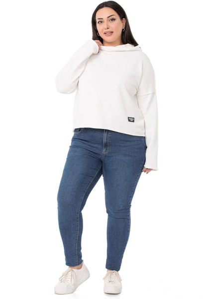 Büyük Beden Kapüşonlu Düşük Kollu Pis Dikişli Üç Iplik Beyaz Sweatshirt fiyatları