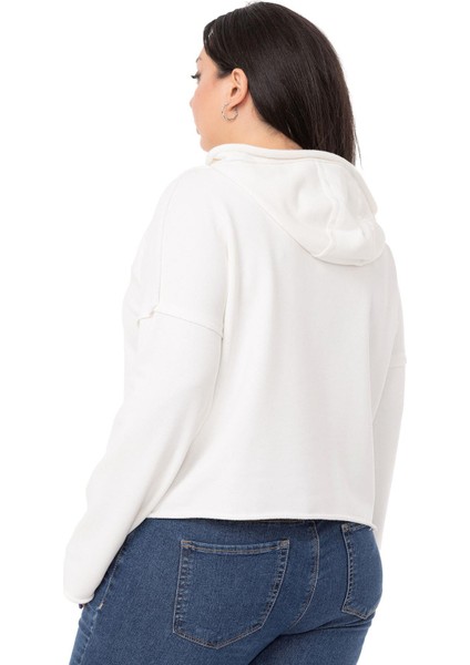 Büyük Beden Kapüşonlu Düşük Kollu Pis Dikişli Üç Iplik Beyaz Sweatshirt modelleri
