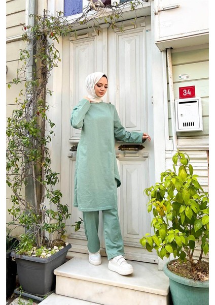 Kruvaze Bisiklet Yaka Sade Basic Tunik Panolon ikili takım - 03076 - Çağla Yeşili
