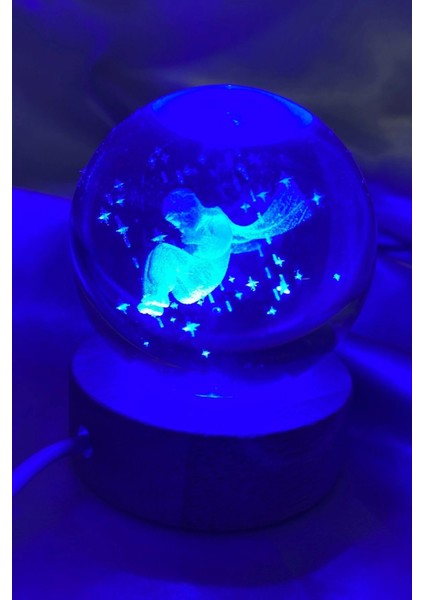 3D LED Işık Cam Küre Çok Işıklı Ahşap Oturan Çocuk