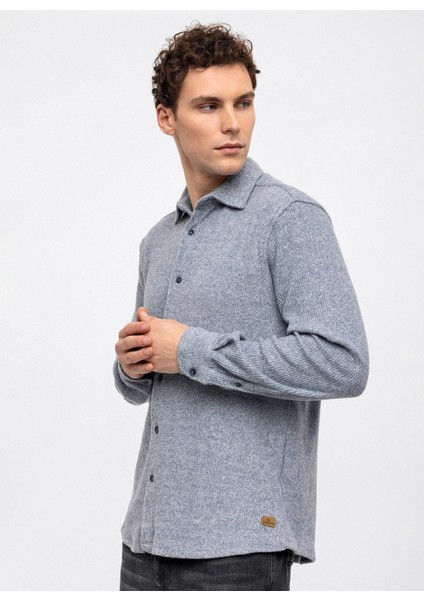 Regular Fit Düğmeli Yaka Düz Lacivert Erkek Gömlek B33W22011 fırsatları