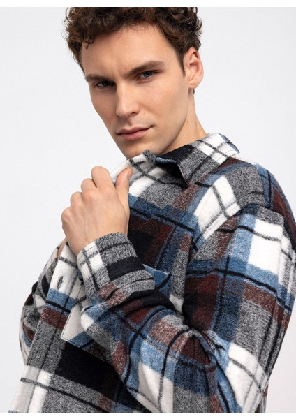 Oversize Klasik Yaka Kareli Siyah Erkek Gömlek B33W22053 fırsatları