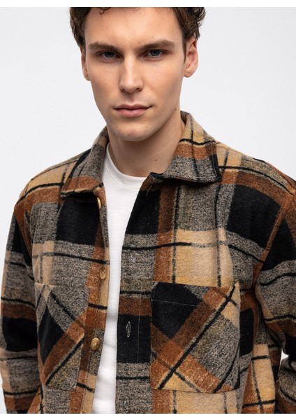 Oversize Klasik Yaka Kareli Kahve Erkek Gömlek B33W22053 indirimleri