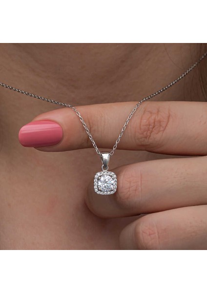 Gümüş Kare Montür Tek Taş Kadın Kolye indirimleri