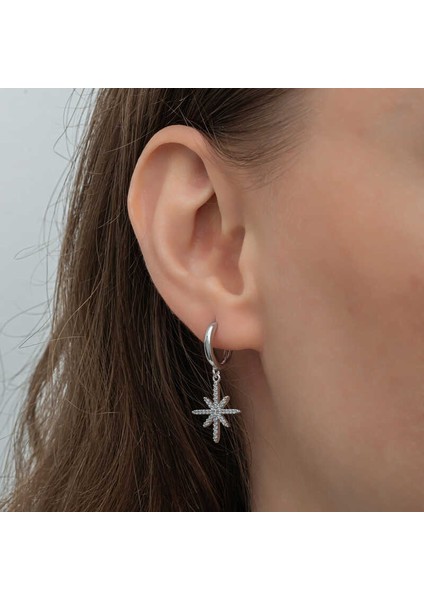 Gümüş Sallantılı Kutup Yıldızı Kadın Küpe modelleri