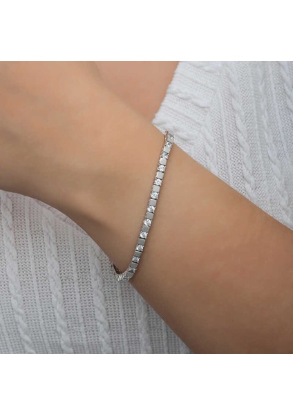 Gümüş Beyaz Taşlı Su Yolu Kadın Bileklik indirimleri