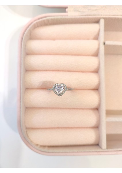 Kadın Swarovski Taşlı Kalp Kolye ve Kalpli Pandora Yüzük Seti