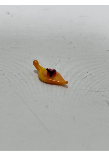 El Yapımı Mini Murano Cam Yaprak Üstü Uğur Böceği Biblo A164-09