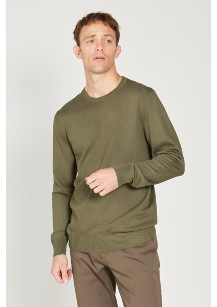 ALTINYILDIZ CLASSICS Erkek Haki Standart Fit Normal Kesim Bisiklet Yaka Triko Kazak modelleri