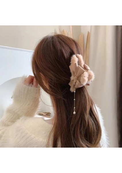 Fiyonklu Sallantılı Peluş Mandal Toka GLPŞ554
