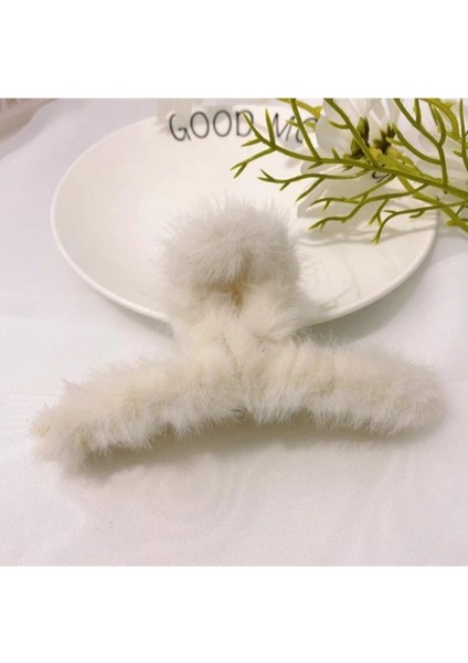 Peluş Mandal Toka Yumuşak Beyaz Kadın Aksesuarı Şık ve Rahat Kullanım fiyatları