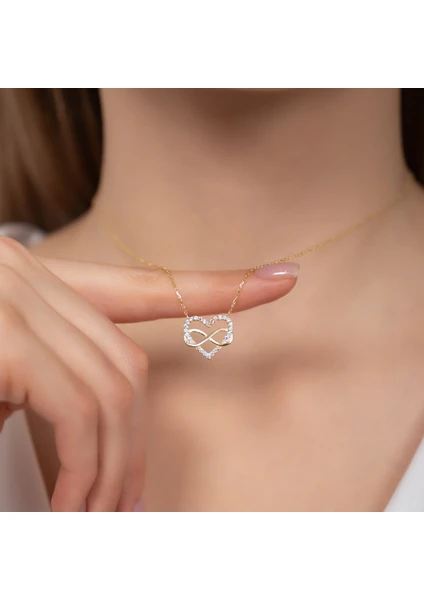 Hom Silver Jewelry 925 Ayar Gümüş Zirkon Taş Işlemeli Kalpli Sonsuzluk Kadın Kolye HSJ0007