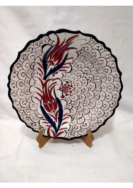 -Çini El Emeği 30 cm Teşhip Sanatı Özel Tasarım Kabartma Desenli Tabak PRA-3160240-6570