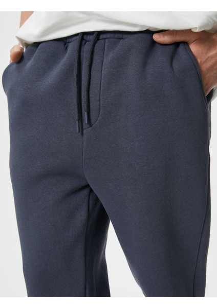 Jogger Eşofman Altı Slogan Baskılı Beli Bağcıklı Cepli fırsatları