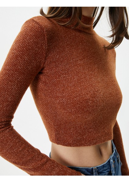 Crop Tişört Uzun Kollu Dik Yaka indirimleri