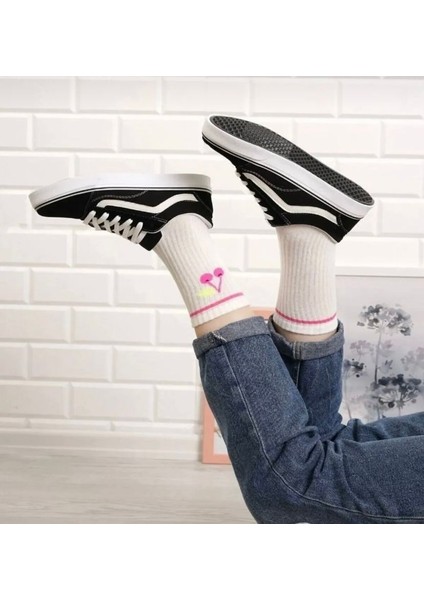 Siyah Keten Sneaker modelleri