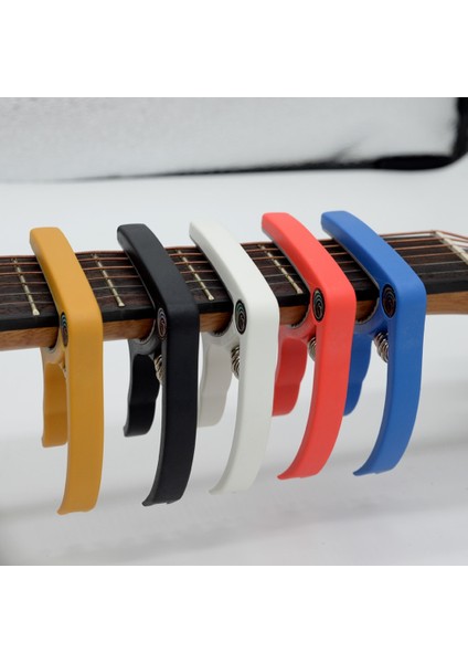 Siyah Stil Gitar Değişim Tuning Kelepçe Için En Iyi Capo Anahtar Plastik Akustik Klasik Elektro Gitar Capo Müzik Aletleri Aksesuarları (Yurt Dışından) fiyatları