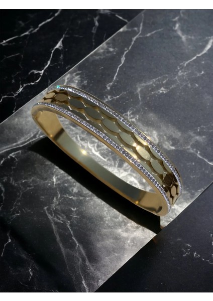 316 L Çelik Sıralı Zirkon Figürlü Kararmaz Antialerjik Kelepçe Bileklik 2 Yıl Garantili modelleri