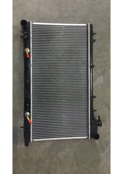 Su Radyatoru Brazıng At 340X689X16 mm Subaru Impreza 98-00. Forester 98-02 [45111]
