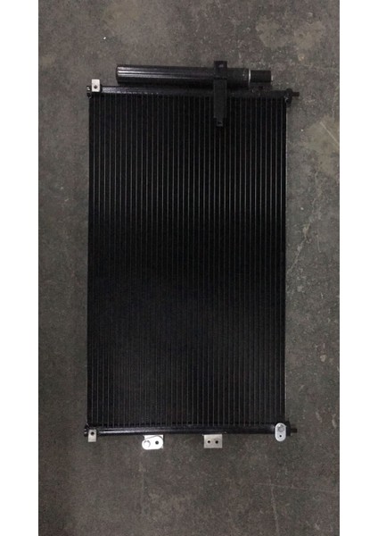 Klıma Radyatoru Mt-At 675X380 mm Honda Cıvıc 1.3 1.6 1.8 [80110]