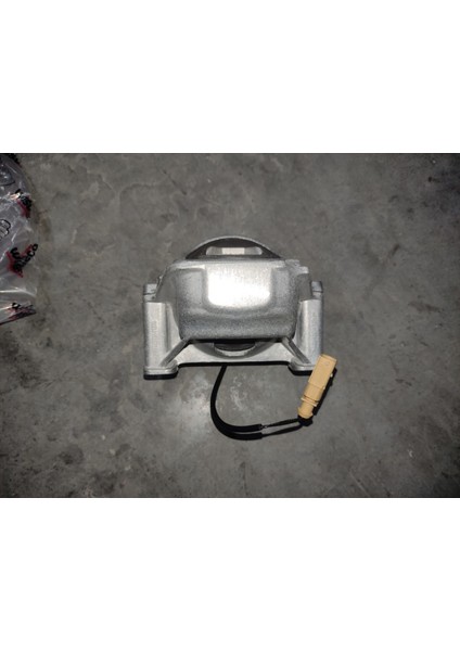 Motor Takozu Audı A4 1.8 Tfsı 2.0 [8K0198381AK]