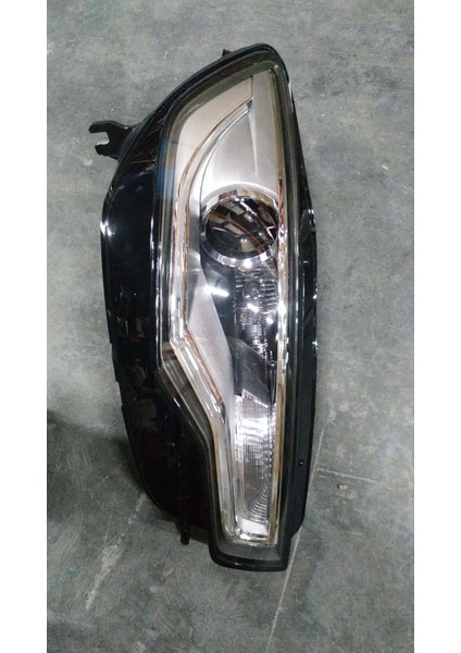 Far Sag Xenon + LED + Beyın Audı A6 C7 13-15 [4G0941044JF]