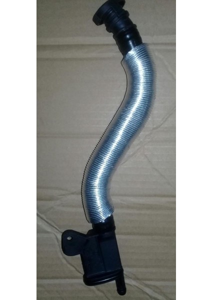 Hava Hortumu Valflı Vw Golf5 2.0 07 &gt; [06H103226A]