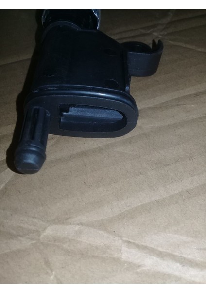 Hava Hortumu Valflı Vw Golf5 2.0 07 &gt; [06H103226A] fiyatları