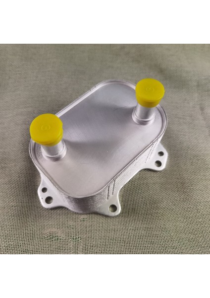 Yag Sogutucusu Audı A4 B9 16 &gt; [03N117021B]