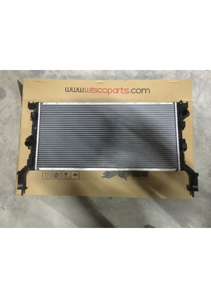 Su Radyatoru Brazıng mt 689X328X26 mm Renault Laguna Iıı. Latıtude 1.6 [21410]