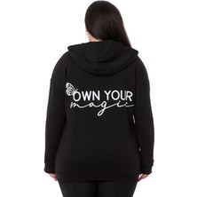 Disentis Modest Büyük Beden Sırtında Yazı Detaylı Kapüşonlu Kanguru Cepli Üç Iplik Siyah Sweatshirt