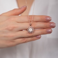 Hom Silver Jewelry 925 Ayar Gümüş Zirkon Taş Işlemeli Güneş Motifli Kadın Kolye HSJ0024