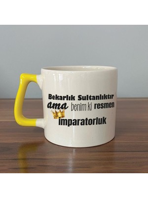 Mor Mürekkep Bekarlık Sultanlıktır Ama Baskılı Sarı Kulplu D Kupa