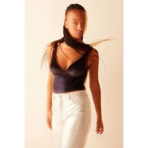Parlak Kadife Siyah Bodysuit