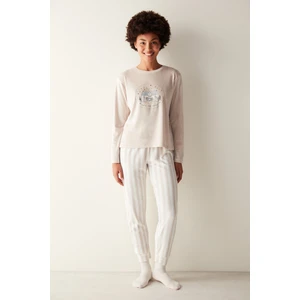 Kitap Desenli Fuzzy Pembe Pijama Takımı