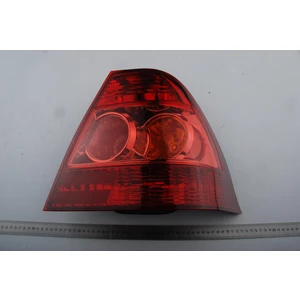 Toyota Corolla 2004-2006 Sedan Duysuz Sağ Stop Lambası 8155102260