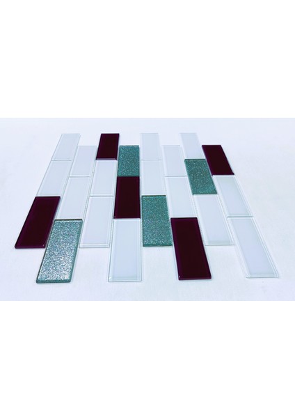 Mutfak Tezgah Arası Kristal Cam Mozaik. Karodaki Cam Ölçüleri: 36X98X4 Mm. Karo Ölçüsü: 30X30CM. ( 11 Karo -1 Kutuda - 1 M2 Fiyatıdır )