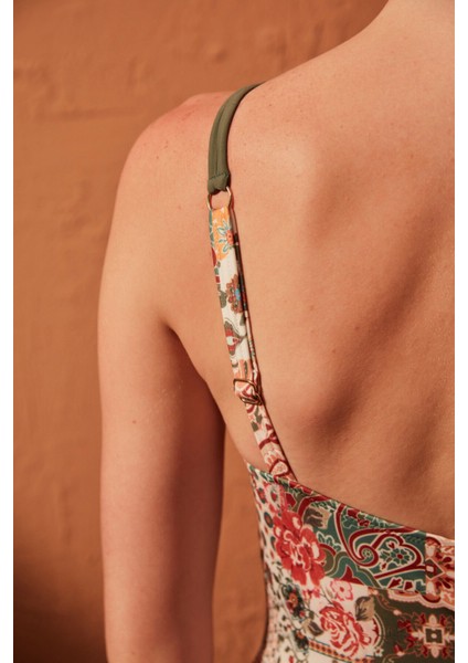 Çok Renkli Paisley One Shoulder Mayo fırsatları